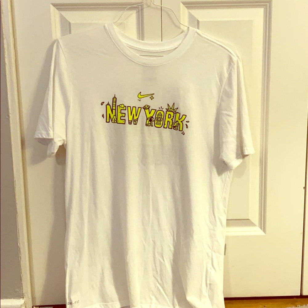 Nike DriFit T-Shirt